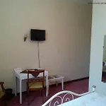 Emilie Hotel 2*